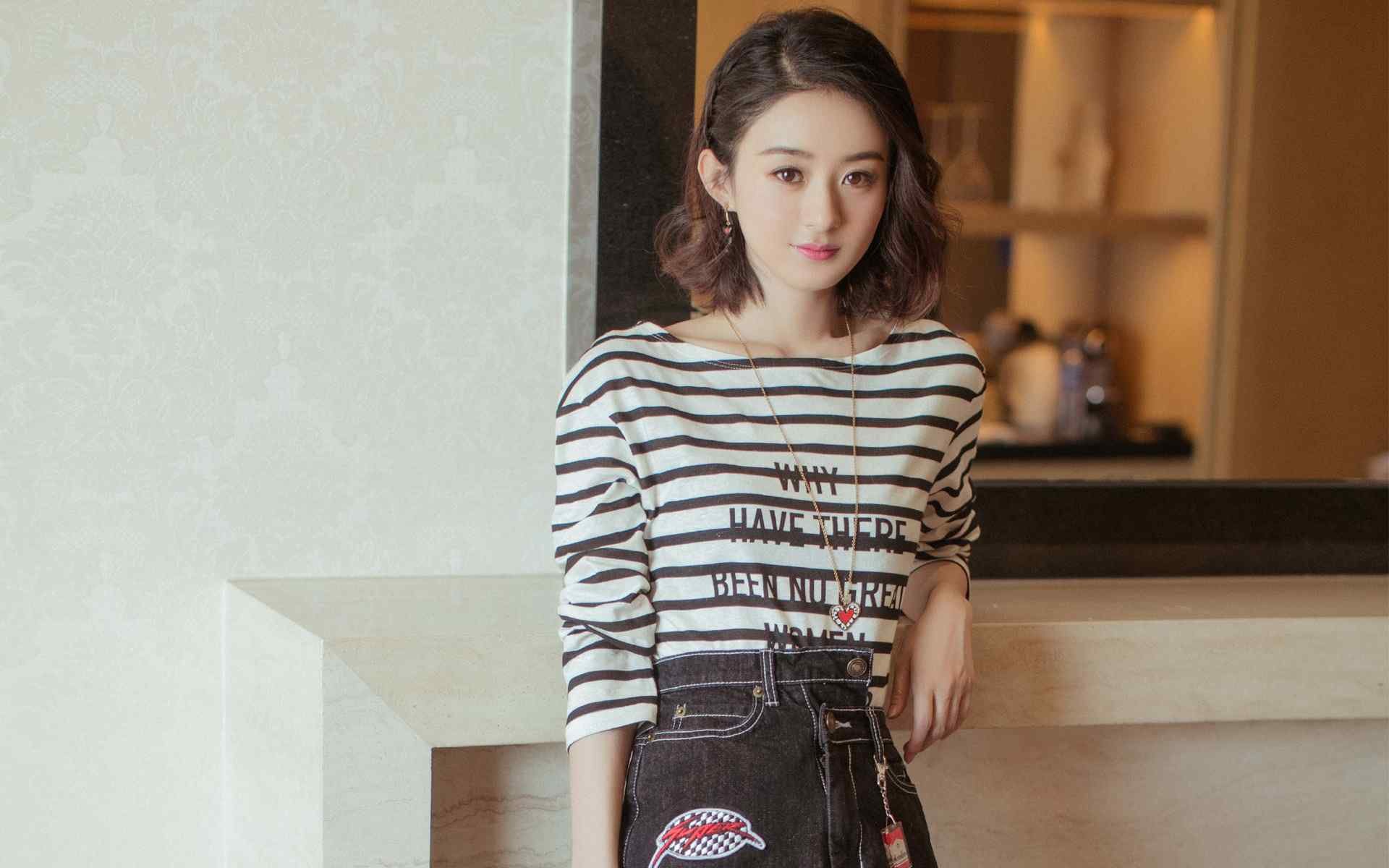 橄榄球鞋王梅西连续场进球，助球队晋级，梅西 助攻王