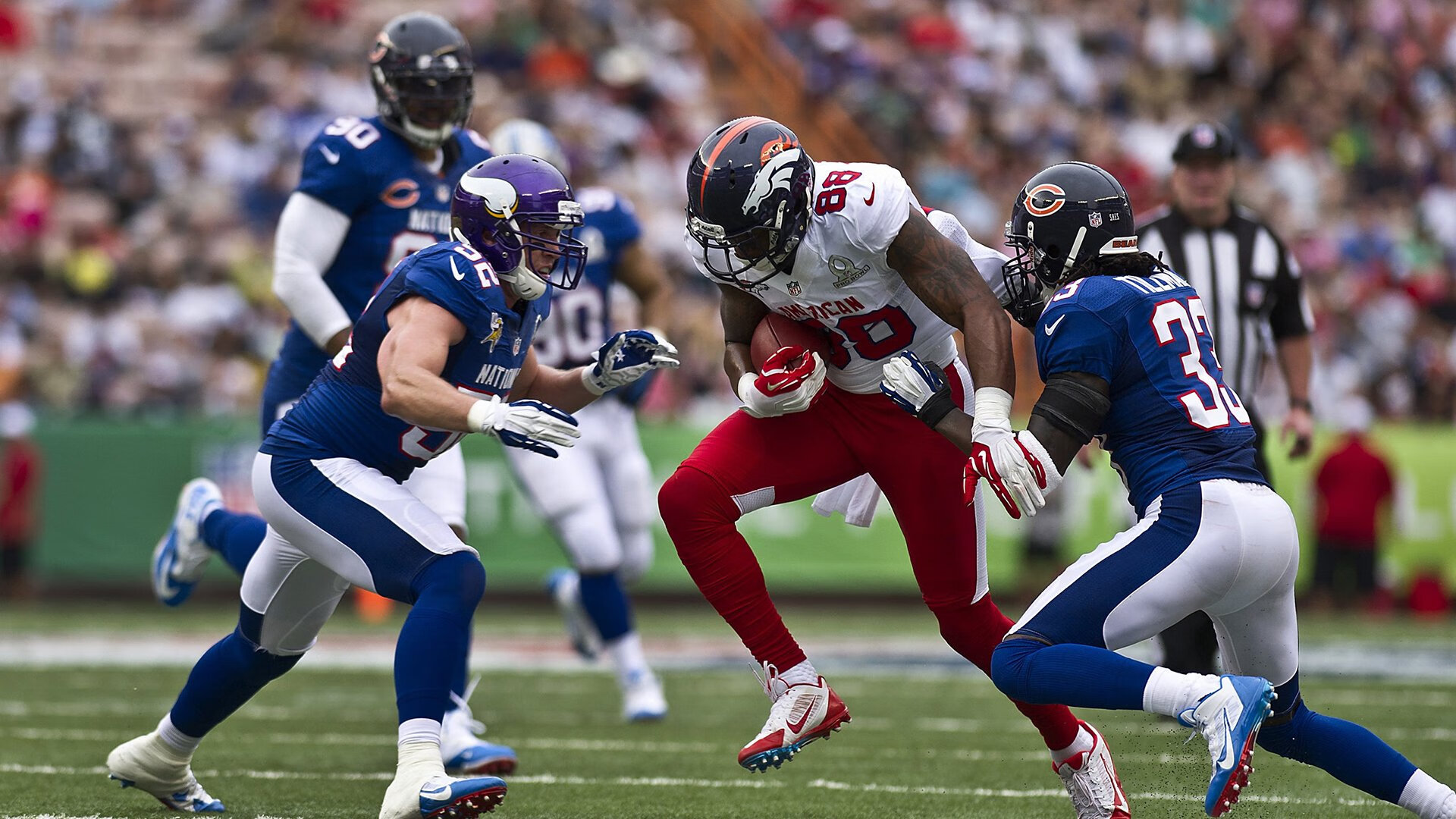 爱游戏体育官网-西甲：巴塞罗那4-1夺冠争头名，莱万连续多场破门，西甲巴塞罗那集锦